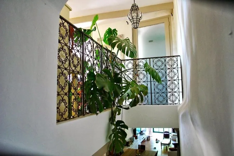 Air-Conditioned Village House In Luberon Robion en Luberon